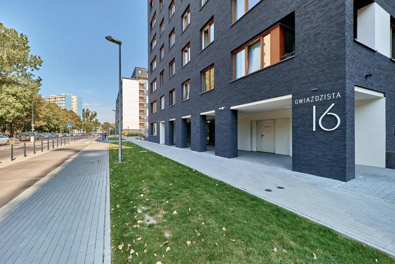 Exclusive Apartments Gwiazdzista With Free Garage Wroclaw By Noclegi Renters מראה חיצוני תמונה