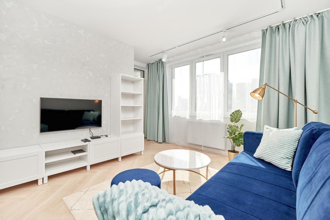 Exclusive Apartments Gwiazdzista With Free Garage Wroclaw By Noclegi Renters מראה חיצוני תמונה
